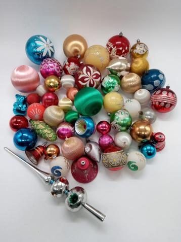 Grote partij vintage plastieken kerstballen (1) beschikbaar voor biedingen