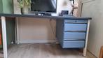 Mooi stoer stalen bureau 150cm  75cm, Huis en Inrichting, Bureaus, Ophalen, Gebruikt, Bureau