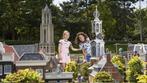 4 kaartjes voor Madurodam, Drie personen of meer