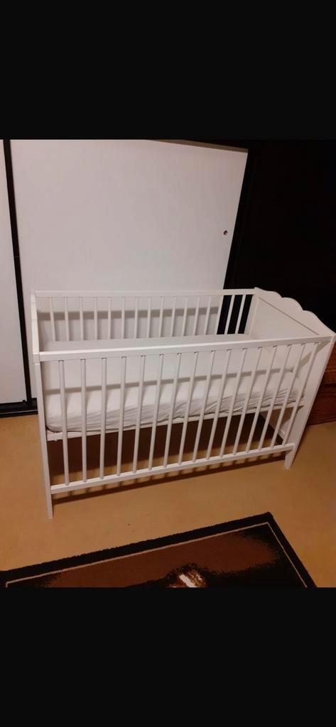 Fijne Ikea ledikant 60x120, Kinderen en Baby's, Babywiegjes en Ledikanten, Zo goed als nieuw, Ledikant, Ophalen