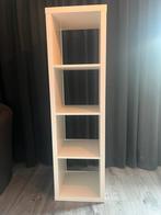 Witte Ikea Kallax kast 4 vakken, Huis en Inrichting, Kasten | Overige, Ophalen, Zo goed als nieuw