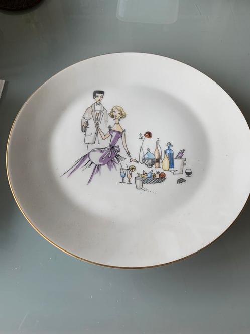Serveer bord 26 cm uit 1950, Antiek en Kunst, Antiek | Servies los, Ophalen of Verzenden