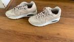 Nike air  max beige kleur maat 36, Kinderen en Baby's, Kinderkleding | Schoenen en Sokken, Jongen of Meisje, Schoenen, Ophalen of Verzenden