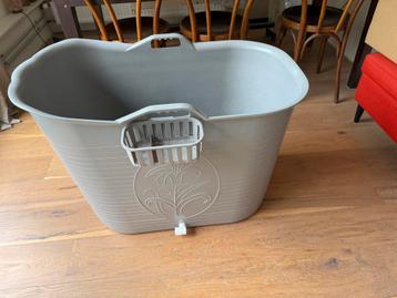 Volwassen bad beschikbaar voor biedingen