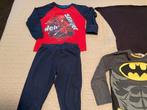 SUPERMAN pyjama 104+ BATMAN longsleeve met cape €8,00, Nacht- of Onderkleding, C&A, Ophalen of Verzenden, Zo goed als nieuw