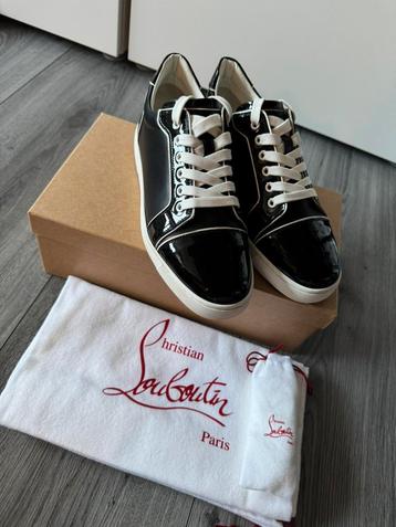 Christian Louboutin sneakers beschikbaar voor biedingen