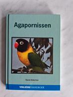 Agapornissen door David Alderton , Volière Handboek, Boeken, Ophalen of Verzenden, Zo goed als nieuw, Vogels