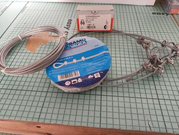 staalkabel en draadklemmen beschikbaar voor biedingen