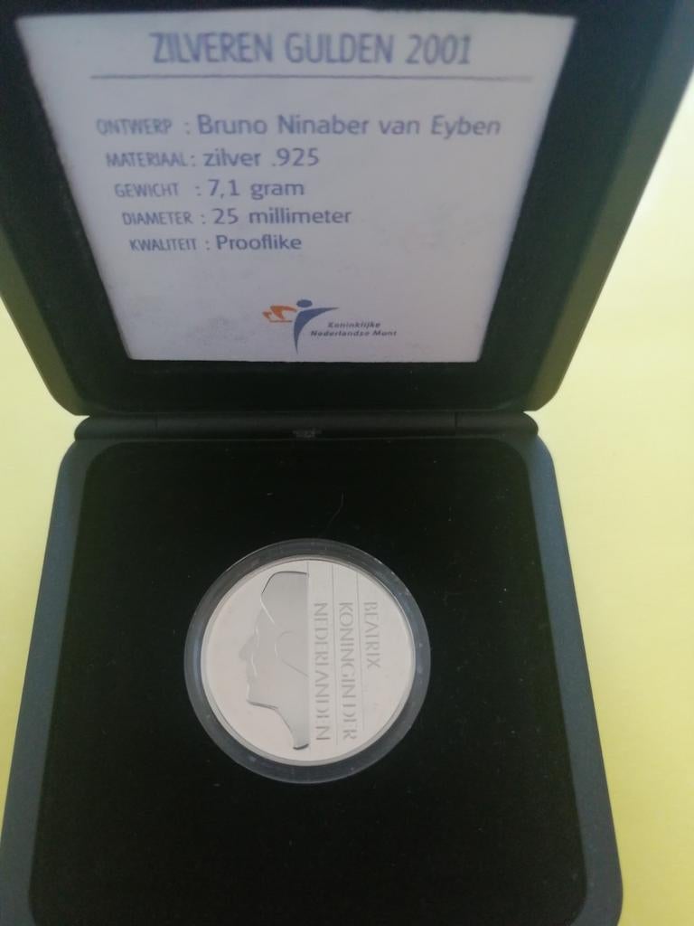 Zilveren gulden 2001 Beatrix, Postzegels en Munten, Munten | Nederland, Verzenden