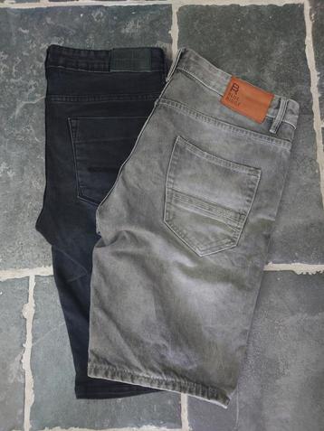 2 Shorts (W32) Blue Ridge, Own the Streets. RobShort#W32 beschikbaar voor biedingen