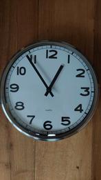 Mooie IKEA PUGG Wandklok Analoog, Ophalen, Zo goed als nieuw, Analoog, Wandklok