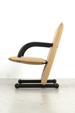 Arflex T-line fauteuil 80's design Burkhart Vogtherr € 100,-, Ophalen, Stof, Gebruikt, Vintage, eighties design