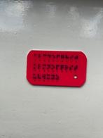 Braille communicatie alfabet op metalen plaatje, Ophalen of Verzenden, Alpha, Zo goed als nieuw, Niet van toepassing
