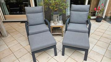 2x Vinci Mismo relaxstoel loungestoel met voetenbank+kussens beschikbaar voor biedingen