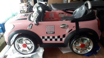 Speelauto MINI (elektrisch) beschikbaar voor biedingen