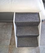 Trapje klein hondje of oude of zieke kat zgan, Dieren en Toebehoren, Ophalen, Zo goed als nieuw