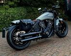 Zeer mooie INDIAN Motorcycle Scout Bobber Star Silver, Motoren, Indian Motorcycle, 2 cilinders, ABS, Bedrijf