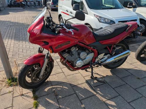 Yamaha xj600s diversion, Motoren, Motoren | Yamaha, Particulier, Toermotor, meer dan 35 kW, 4 cilinders, Motorrijbewijs A, Handvatverwarming