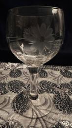 1 antiek gegraveerd wijnglas, Ophalen of Verzenden