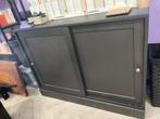 Zwarte ikea kast met schuifdeuren, Huis en Inrichting, Kasten | Roldeurkasten en Archiefkasten, Ophalen, Zo goed als nieuw, 25 tot 50 cm