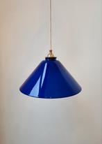 Vintage glazen hanglamp opaline glas blauw 2 stuks beschikba, Vintage, Ophalen of Verzenden, Minder dan 50 cm, Glas