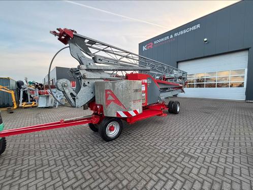 Bouwkraan - FM Gru - 24 meter - 2019, Zakelijke goederen, Machines en Bouw | Liften, Steigers en Ladders, Ophalen
