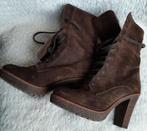 Bruin suede enkellaarsjes Fred de la Bretoniere mt 38, Kleding | Dames, Schoenen, Ophalen, Fred de la Bretoniere, Bruin, Lage of Enkellaarzen