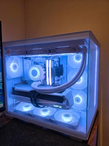 High end witte gaming pc ryzen 7 9800x3d / rx 9070 xt beschikbaar voor biedingen