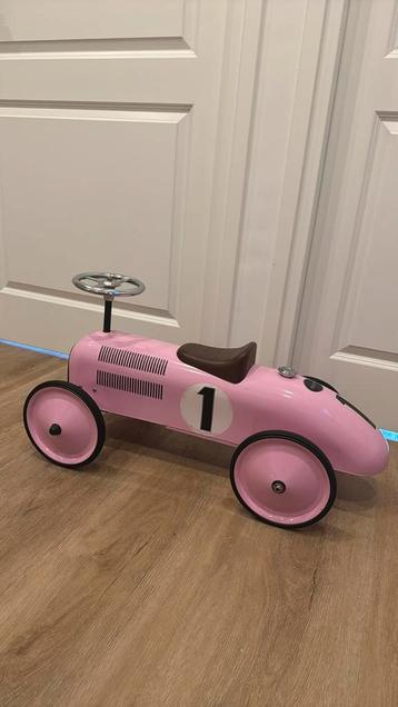 Mooie roze loopauto – Zo goed als nieuw! beschikbaar voor biedingen
