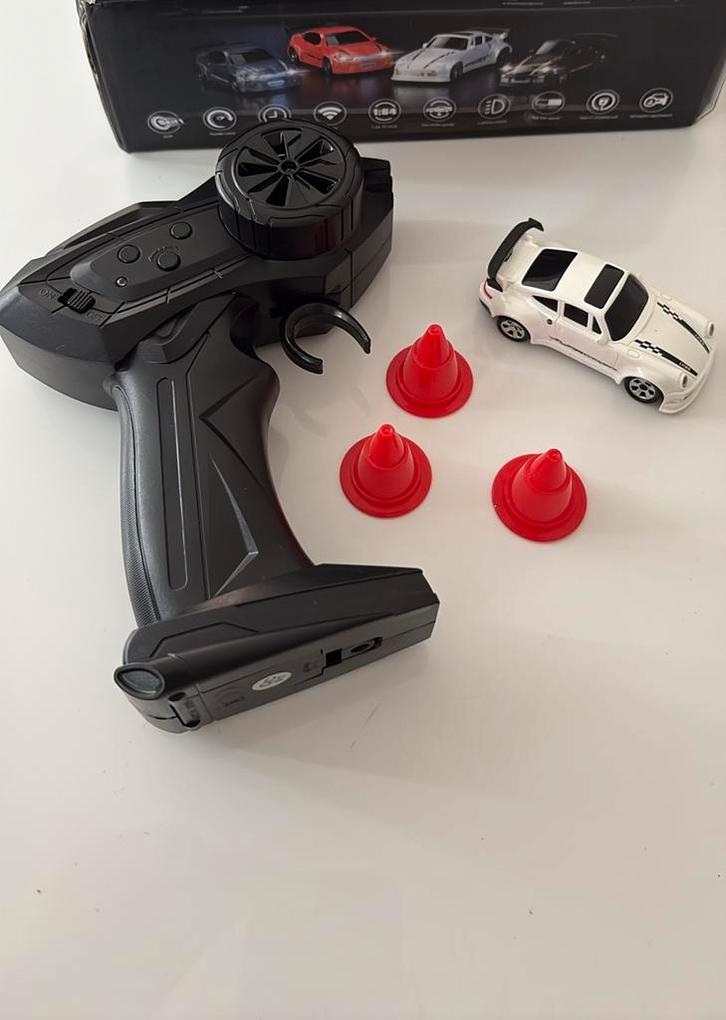 Mini Drift Auto RC NIEUW!, Hobby en Vrije tijd, Modelbouw | Auto's en Voertuigen, Nieuw, Auto, Groter dan 1:32, Overige merken