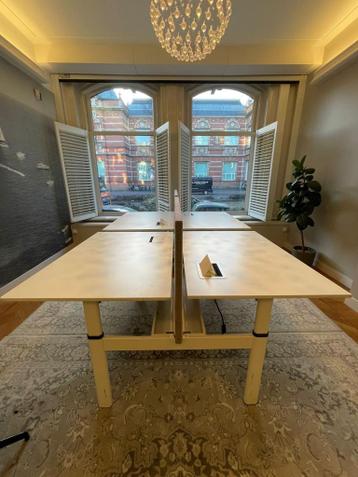 Verstelbare Bureau's