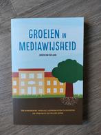 Jeroen van der Laan - Groeien in mediawijsheid, Ophalen of Verzenden, Zo goed als nieuw, Jeroen van der Laan, Nederland