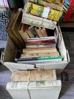 Doos oude antieke boeken, Boeken, Ophalen, Zo goed als nieuw