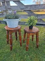 Set bijzettafeltjes antiek, Ophalen