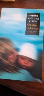 Simone van der Vlugt - Op klaarlichte dag, Ophalen of Verzenden, Zo goed als nieuw, Simone van der Vlugt