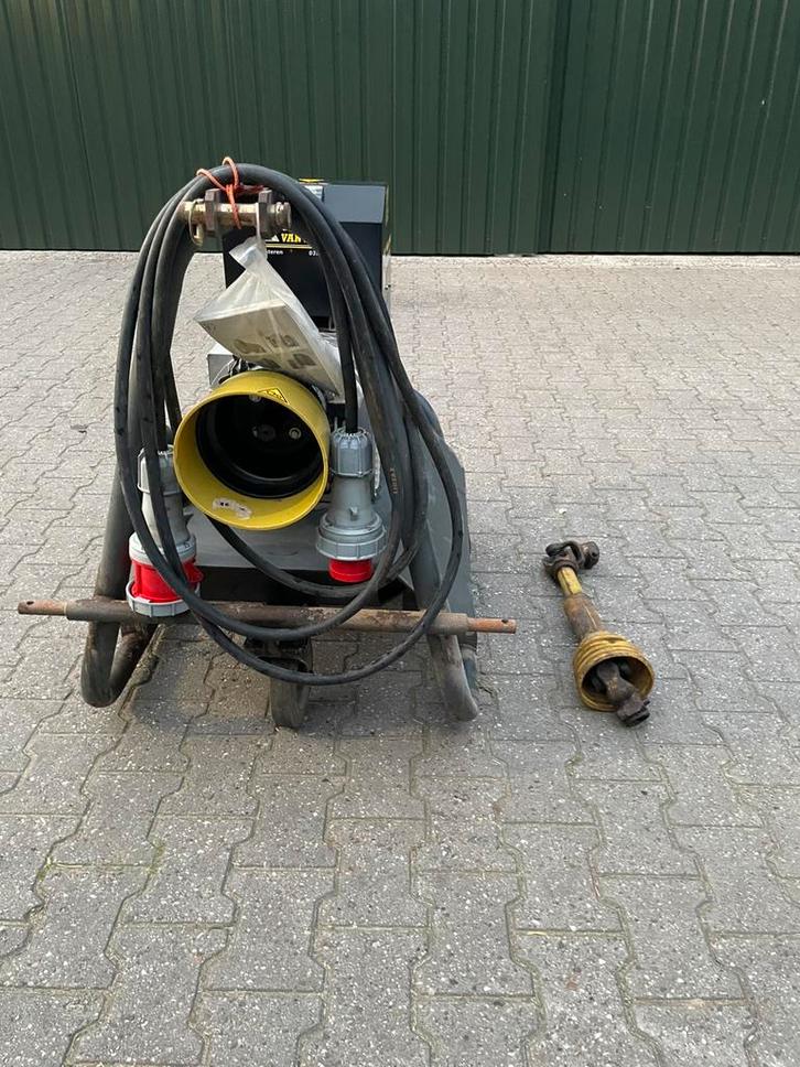 WFM Aftekas aggregaat 27 KVA, Doe-het-zelf en Verbouw, Aggregaten, Zo goed als nieuw, Overige typen, 10 tot 30 kVA, Geluidgedempt