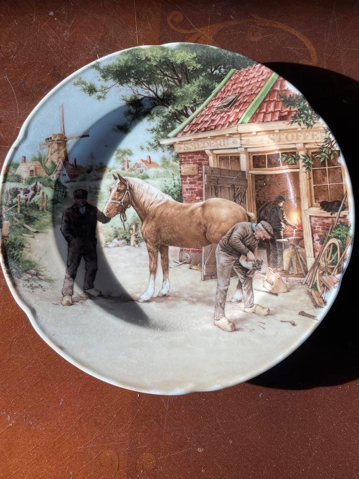 Keramiek Bord met Ambachtelijke Scène, Antiek en Kunst, Antiek | Wandborden en Tegels, Ophalen