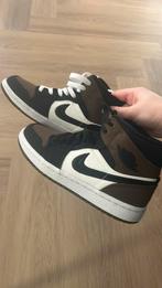 Jordan olive, Nike Air Jordan, Ophalen of Verzenden, Sneakers of Gympen, Zo goed als nieuw