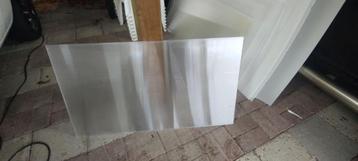 Plexiglas Polycarbonaat Plastic plaat.102cm x 58cm x 3mm beschikbaar voor biedingen