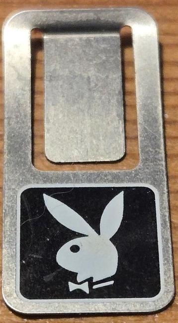 Mini paperclip met Playboy logo beschikbaar voor biedingen