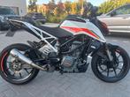 KTM 390 Duke 2022 - Full options -Weinig KM, Motoren, Motoren | KTM, 390 cc, Particulier, Minimaal motorrijbewijs A2, Quickshifter