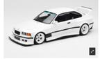 Bmw m3 gtr e36 khyzyl saleem alpine white!!, Hobby en Vrije tijd, Modelauto's | 1:18, Ophalen