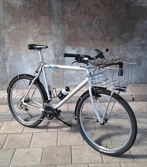 Giant Boulder Mtb Commuter Shimano Deore 3x9s Stadsfiets, Fietsen en Brommers, Fietsen | Mountainbikes en ATB, Zo goed als nieuw