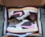 Travis Scott Air Jordan 1 Low - Sneakers, Kleding | Dames, Schoenen, Nike Air Jordan, Bruin, Ophalen of Verzenden, Zo goed als nieuw