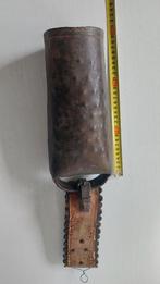Antieke Koebel met Lederen Riem, Ophalen of Verzenden