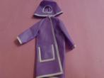 Barbie Vintage Mod lila regenjas en cap, Verzamelen, Ophalen of Verzenden, Gebruikt, Kleertjes