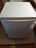 Koelkast, 150 tot 200 liter, Niet werkend, 45 tot 60 cm, Met vriesvak