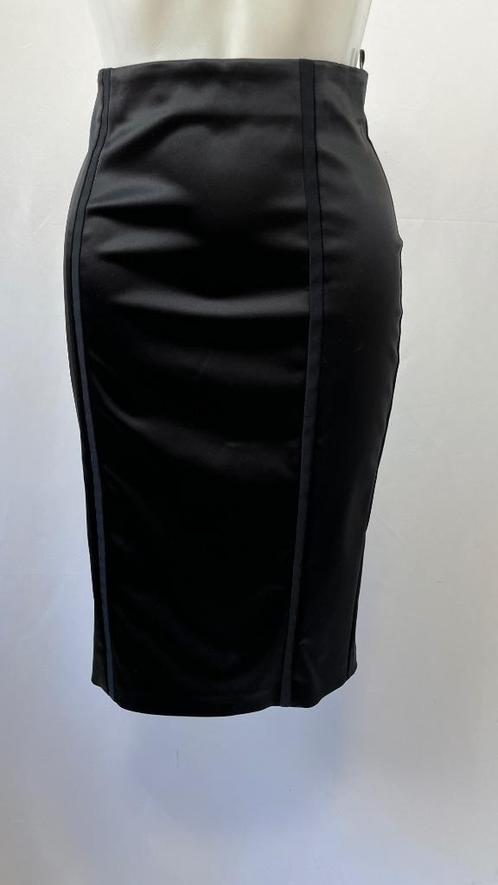 PINKO Zwart stretch hoge taille rok Maat IT 42 - EU 36, Kleding | Dames, Rokken, Zo goed als nieuw, Maat 36 (S), Zwart, Onder de knie