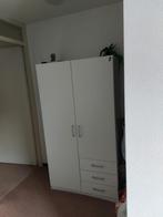 Witte JYSK kledingkast met lades en hangruimte, Huis en Inrichting, Ophalen, Kunststof, 100 tot 150 cm, Zo goed als nieuw