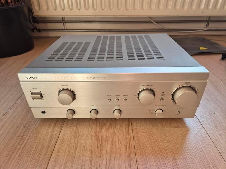 Denon  analoge hifi versterker  PMA  1060  zilver uitvoering, Audio, Tv en Foto, Versterkers en Receivers, Zo goed als nieuw, Minder dan 60 watt